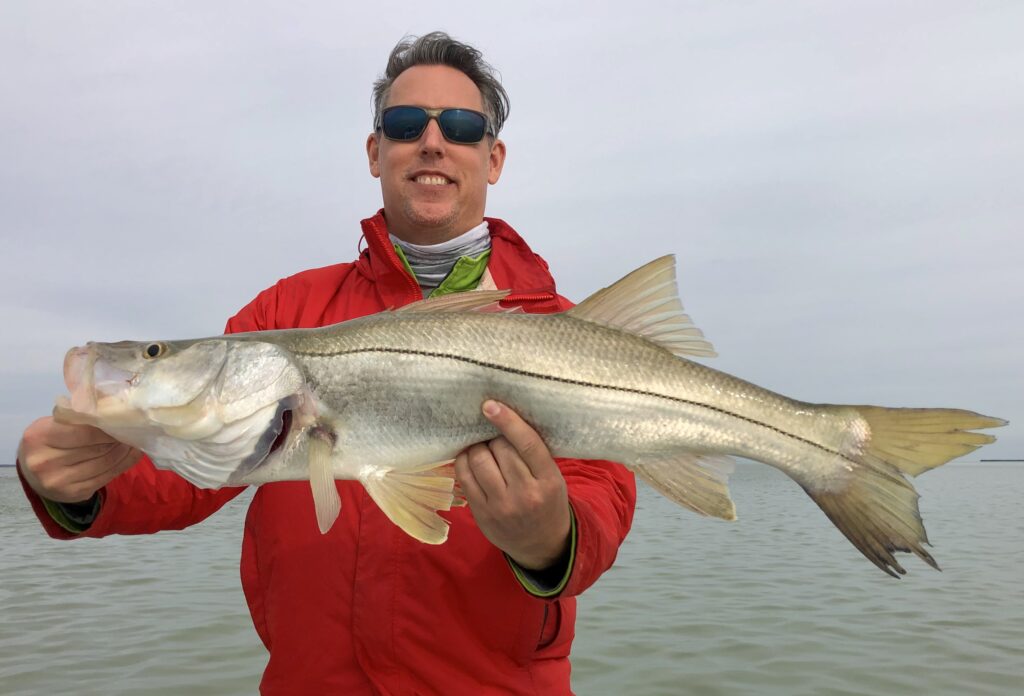 Full Throttle Media: Winter Snook Fishing , Live Bait or Lures